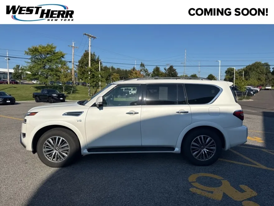2021 Nissan Armada SL photo 1