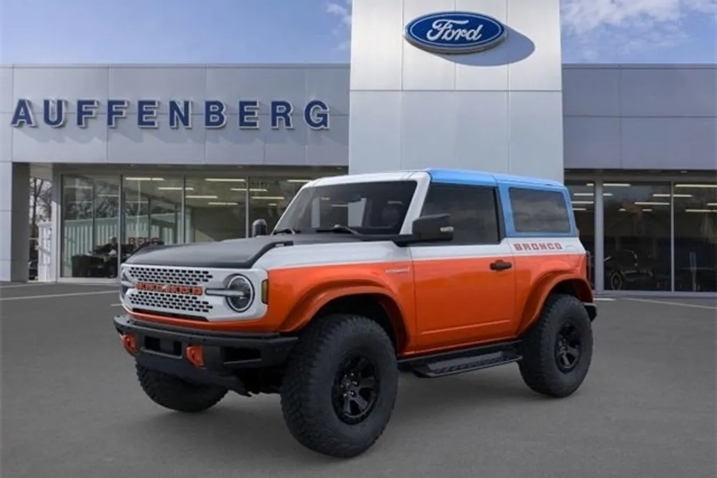2025 Ford Bronco First Edition photo 1
