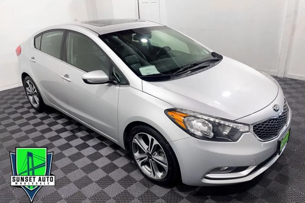 2016 Kia Forte EX photo 1
