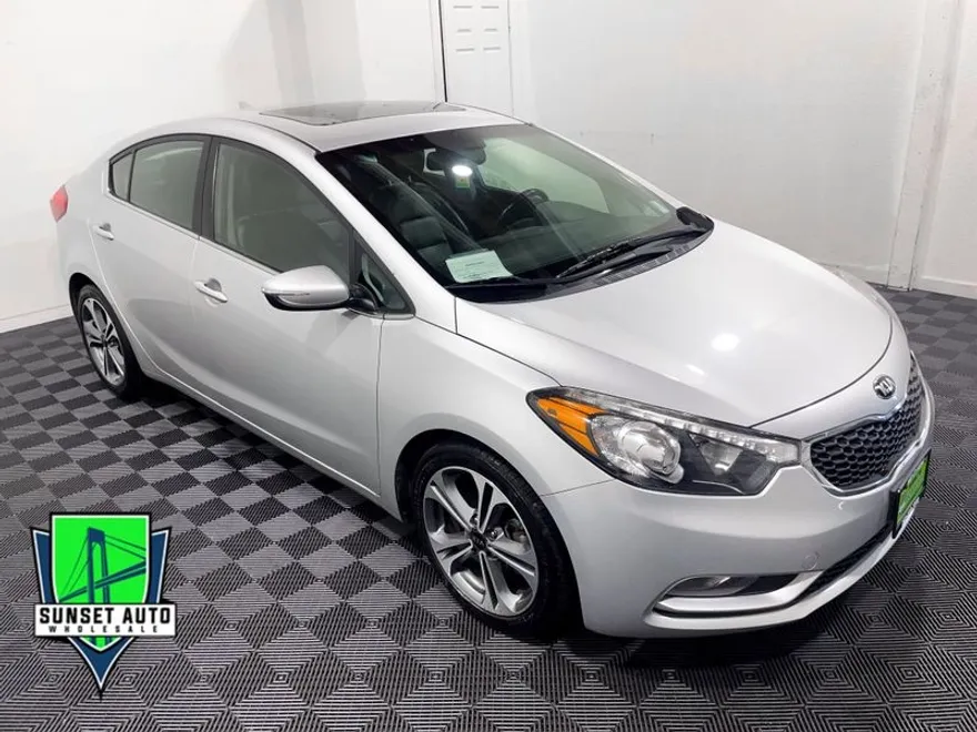 2016 Kia Forte EX photo 1