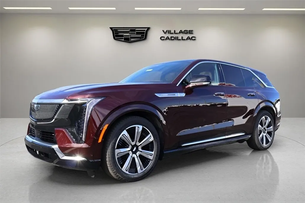 2025 Cadillac Escalade IQ Luxury photo 1