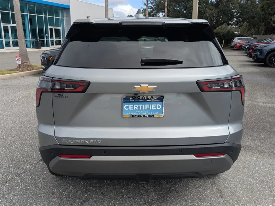 2026 Chevrolet Equinox LT photo 1