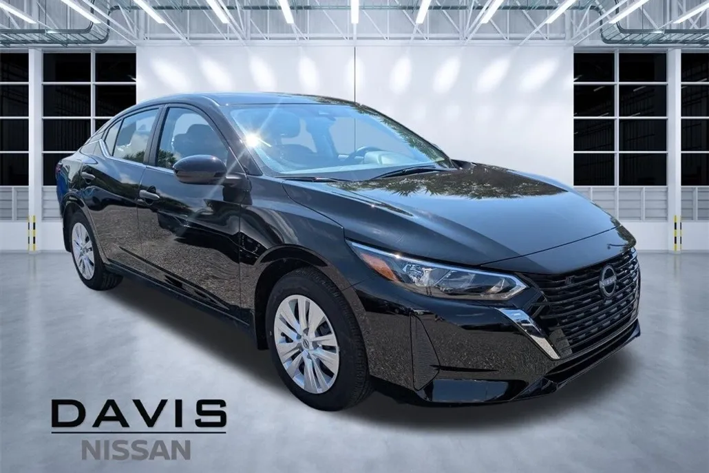 2025 Nissan Sentra S photo 1