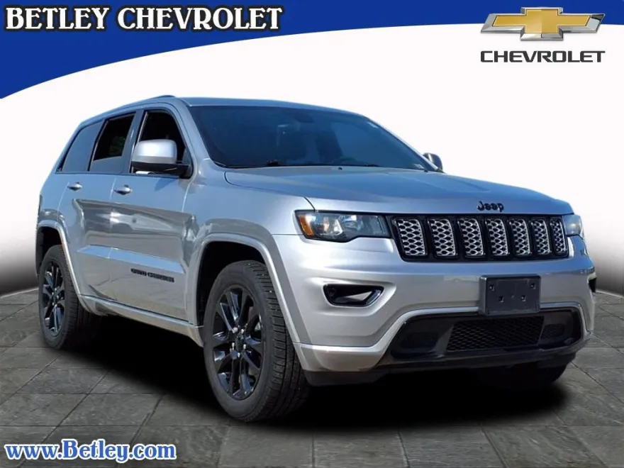 2018 Jeep Grand Cherokee Altitude photo 1