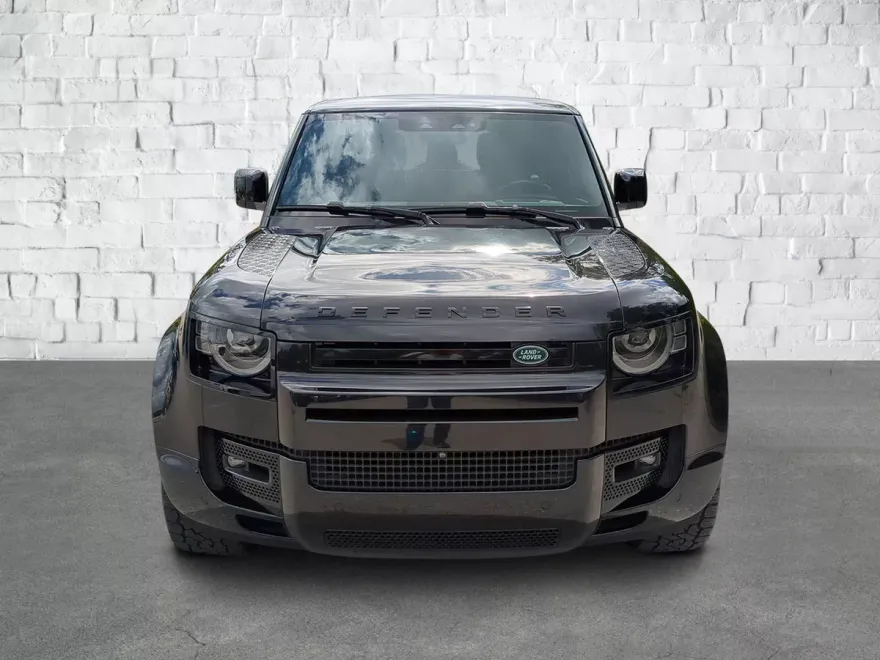 2022 Land Rover Defender X photo 1