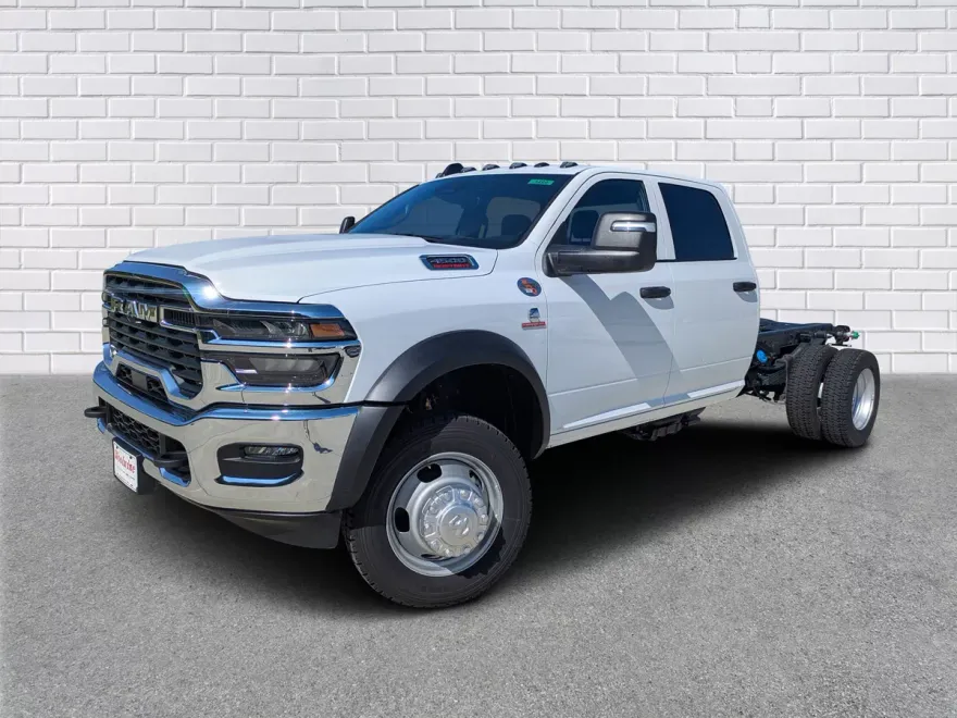 2025 Ram 4500 Tradesman photo 1