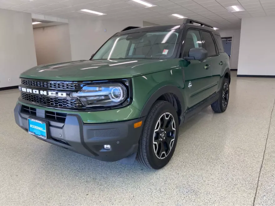 2025 Ford Bronco Sport Outer Banks photo 1