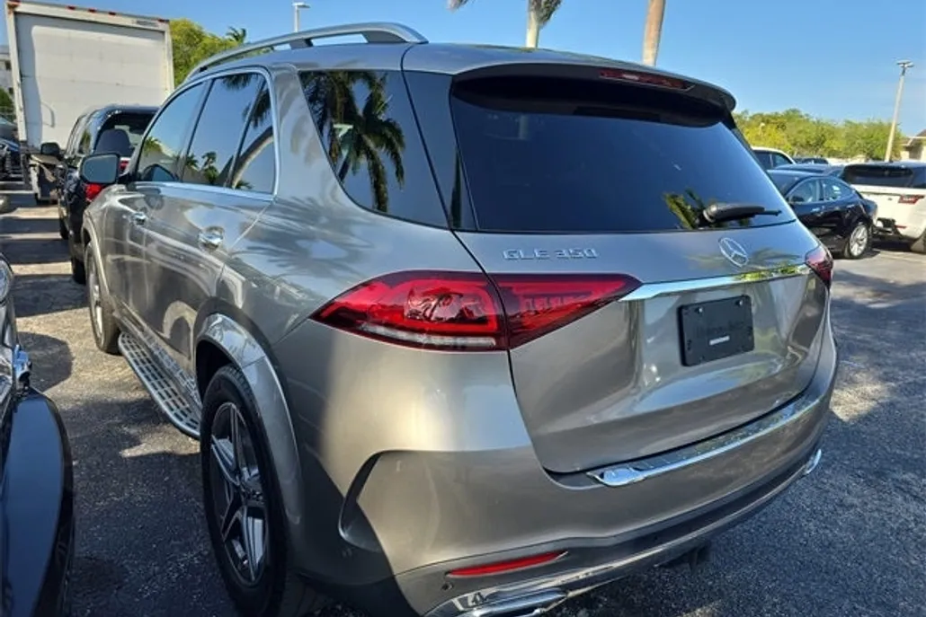 2022 Mercedes Benz GLE 350 photo 1