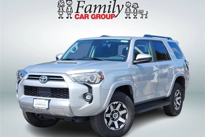 2024 Toyota 4Runner TRD Off-Road photo 1