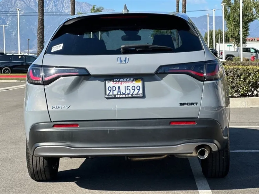 2025 Honda HR-V Sport photo 1