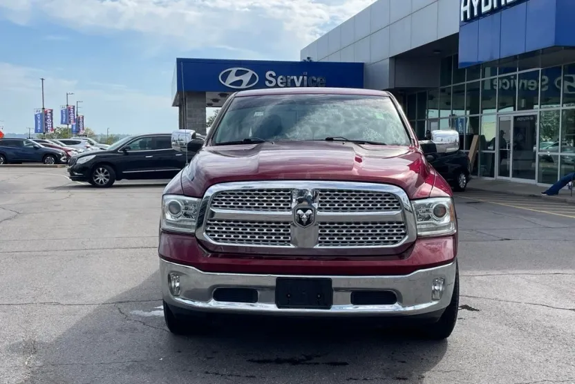 2017 Ram 1500 Laramie photo 1