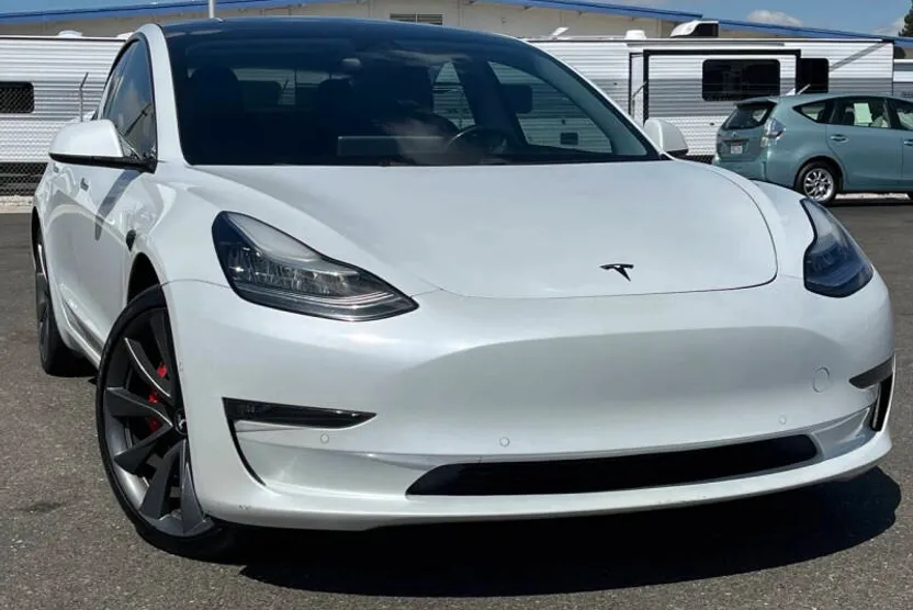2019 Tesla Model 3 Performance photo 1