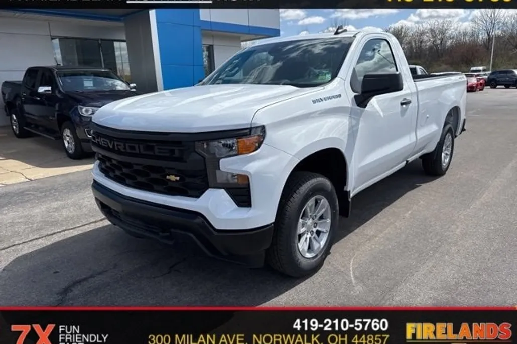 2025 Chevrolet Silverado 1500 photo 1