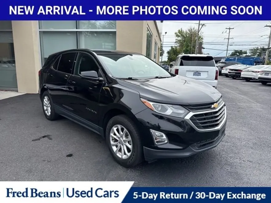 2019 Chevrolet Equinox LT photo 1