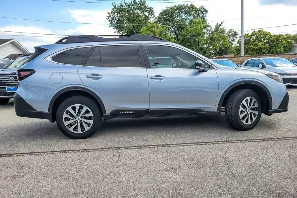 2020 Subaru Outback 2.5i photo 1