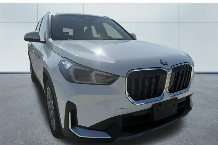 2023 Bmw X1 XDrive28i photo 1