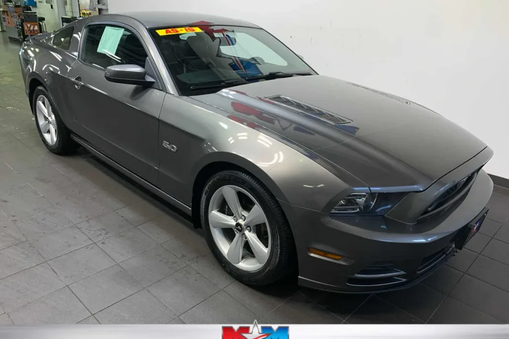 2014 Ford Mustang GT photo 1