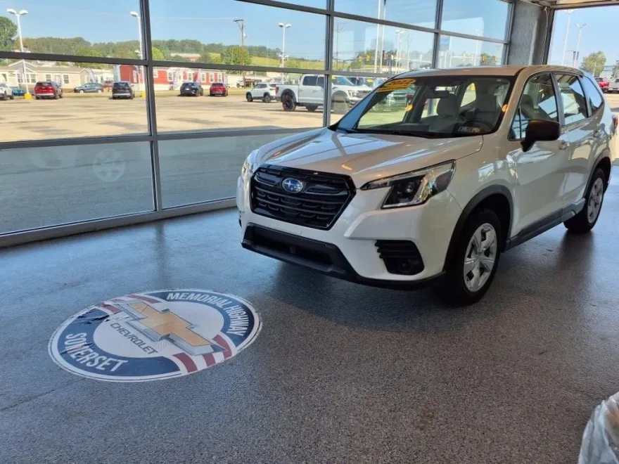2022 Subaru Forester Base photo 1