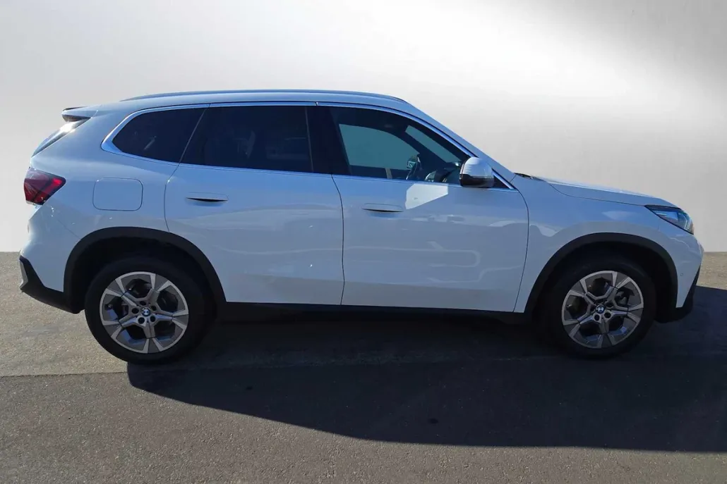 2023 Bmw X1 XDrive28i photo 1