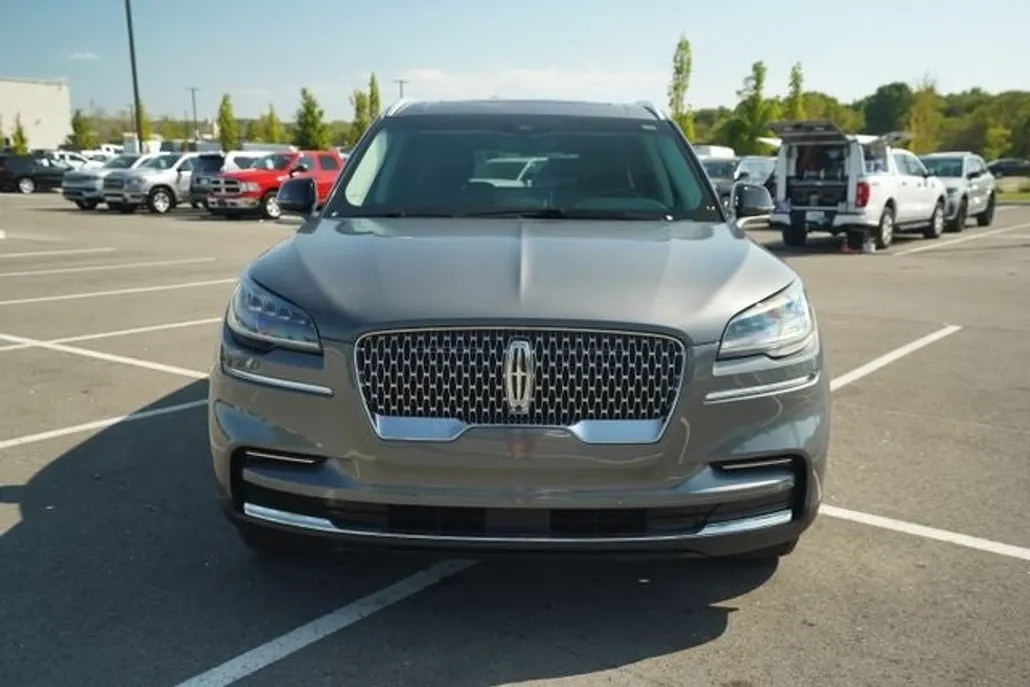 2023 Lincoln Aviator Reserve photo 1