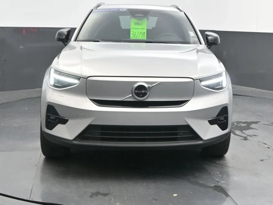 2023 Volvo XC40 Recharge Ultimate photo 1