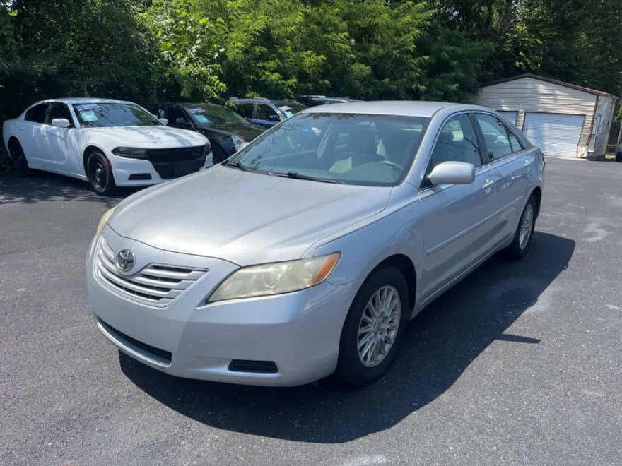 2007 Toyota Camry LE photo 1