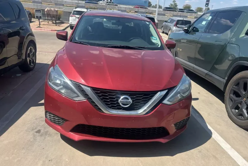 2017 Nissan Sentra SV photo 1