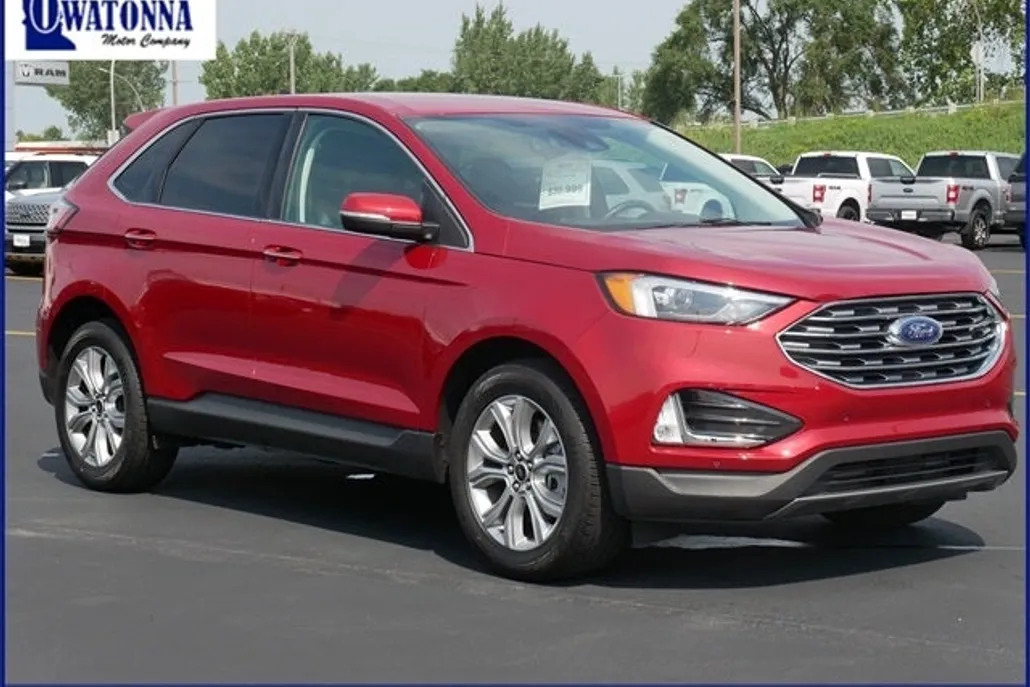 2024 Ford Edge Titanium photo 1