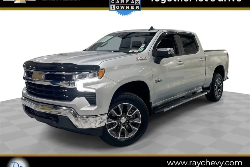 2022 Chevrolet Silverado 1500 LT Texas Edition photo 1