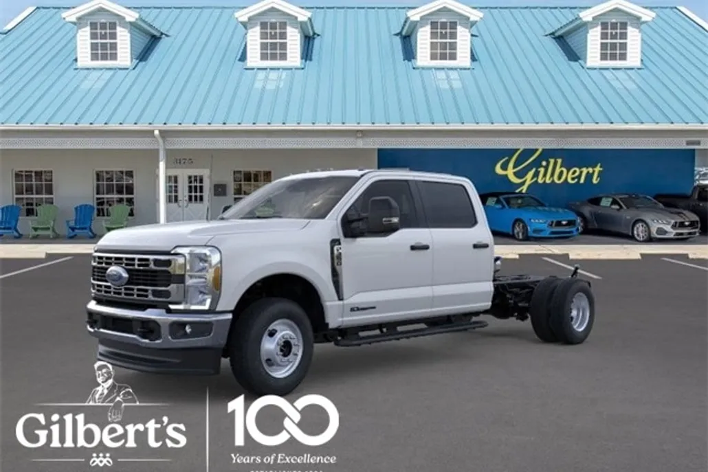 2026 Ford F-350 XL photo 1