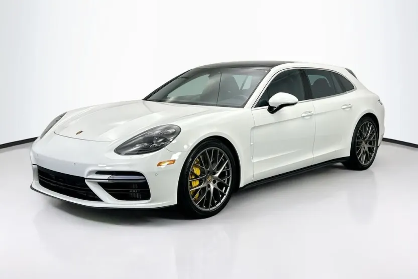 2018 Porsche Panamera Turbo Sport Turismo photo 1
