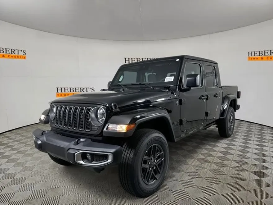 2025 Jeep Gladiator Sport S photo 1