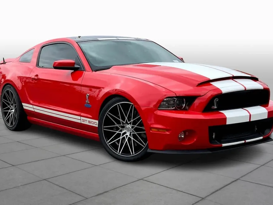 2013 Ford Mustang Shelby GT500 photo 1