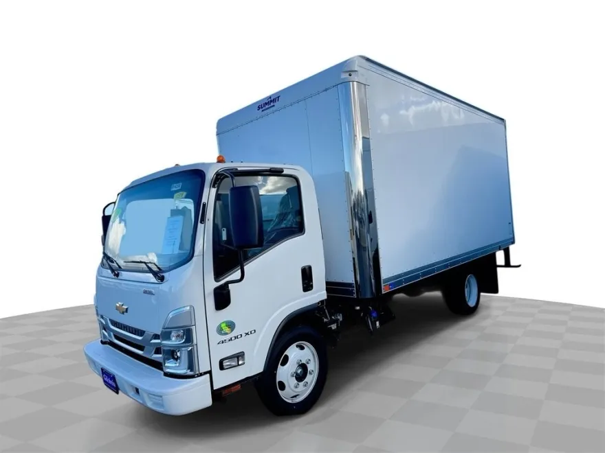 2024 Chevrolet Silverado 4500HD photo 1