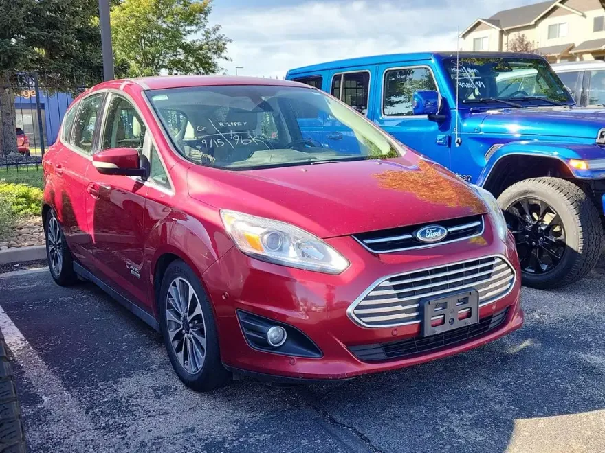 2017 Ford C-Max Energi Titanium photo 1