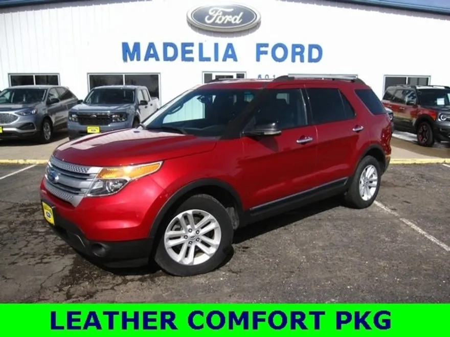 2012 Ford Explorer XLT photo 1