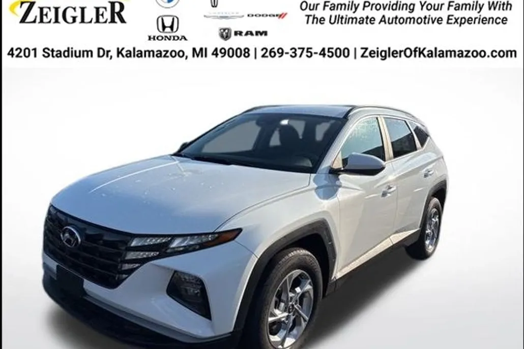 2024 Hyundai Tucson SEL photo 1