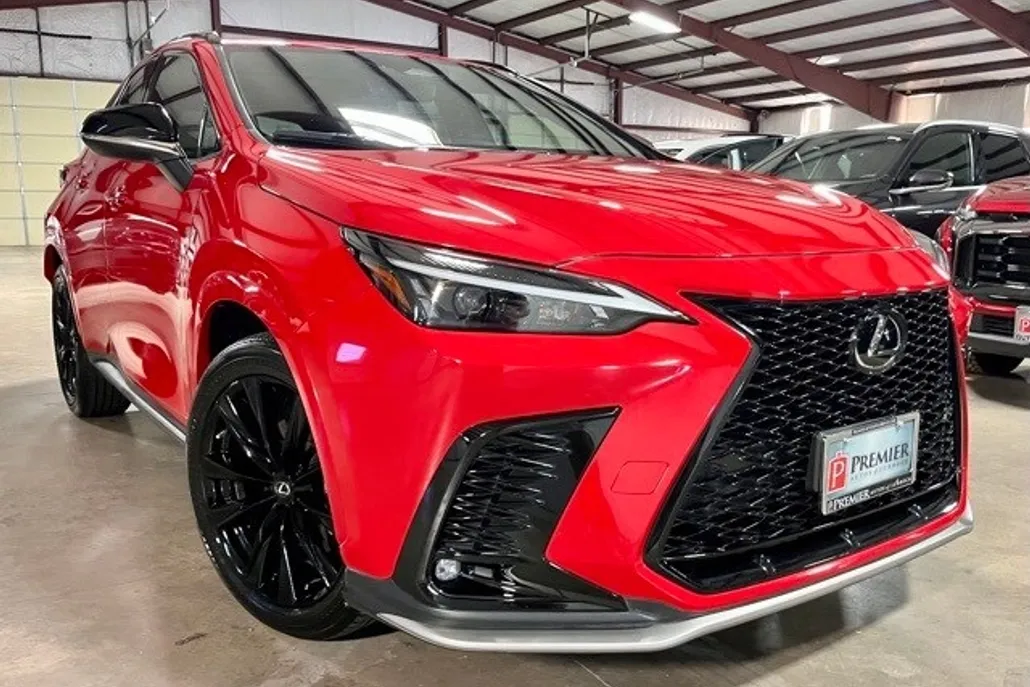 2023 Lexus NX 350 F SPORT Handling photo 1