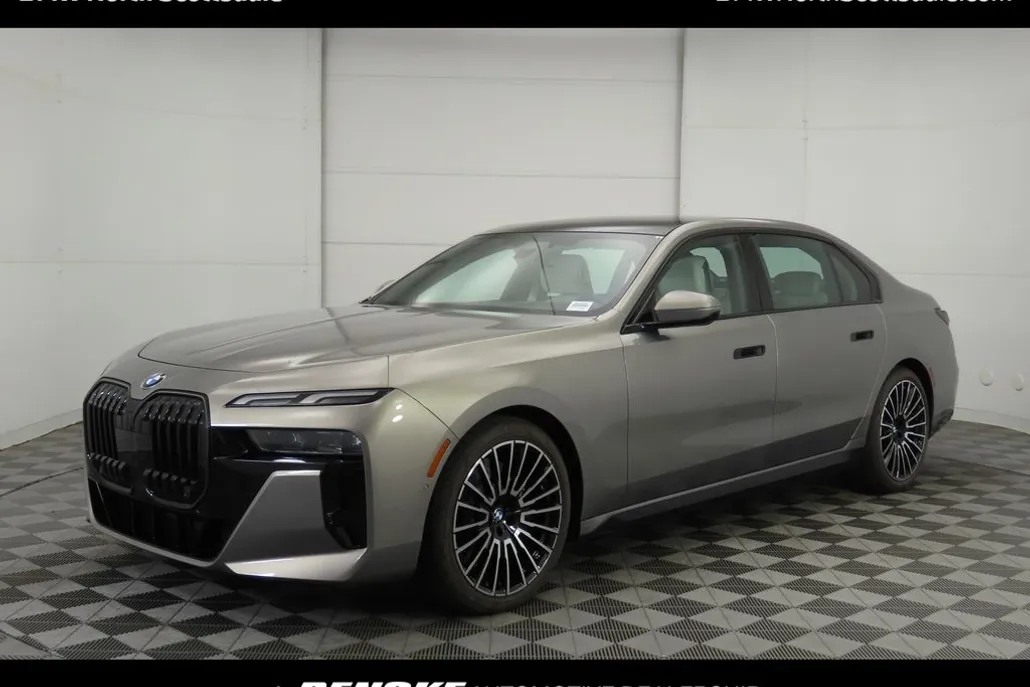 2025 Bmw 760i xDrive photo 1