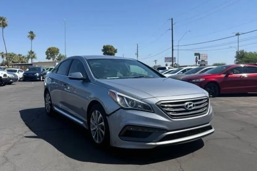 2015 Hyundai Sonata Sport photo 1