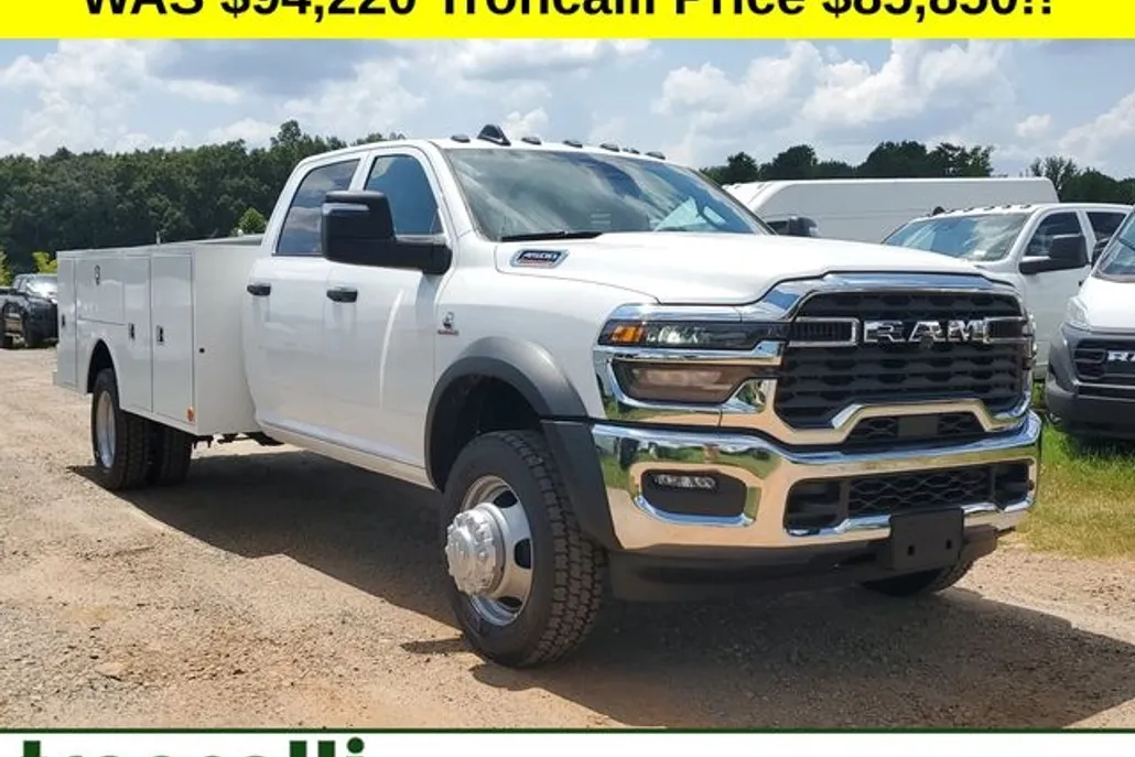2025 Ram 4500 Tradesman photo 1