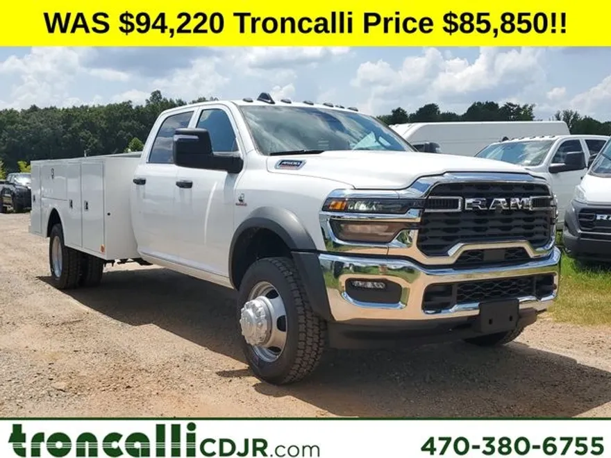 2025 Ram 4500 Tradesman photo 1