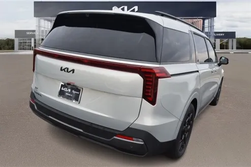 2025 Kia Carnival SX Prestige photo 3