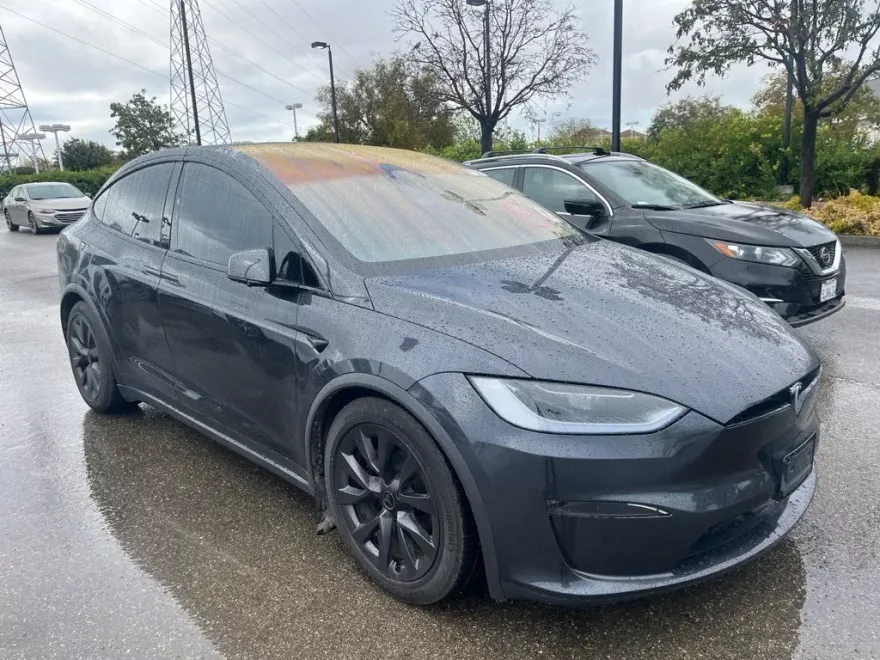 2023 Tesla Model X photo 1
