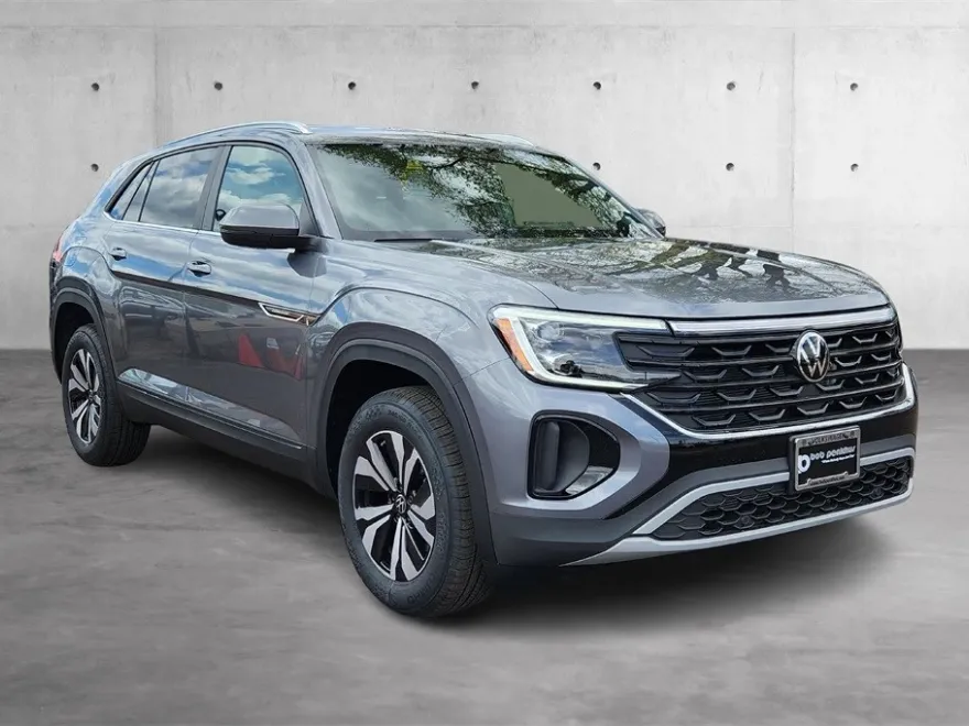 2025 Volkswagen Atlas Cross Sport SE photo 1