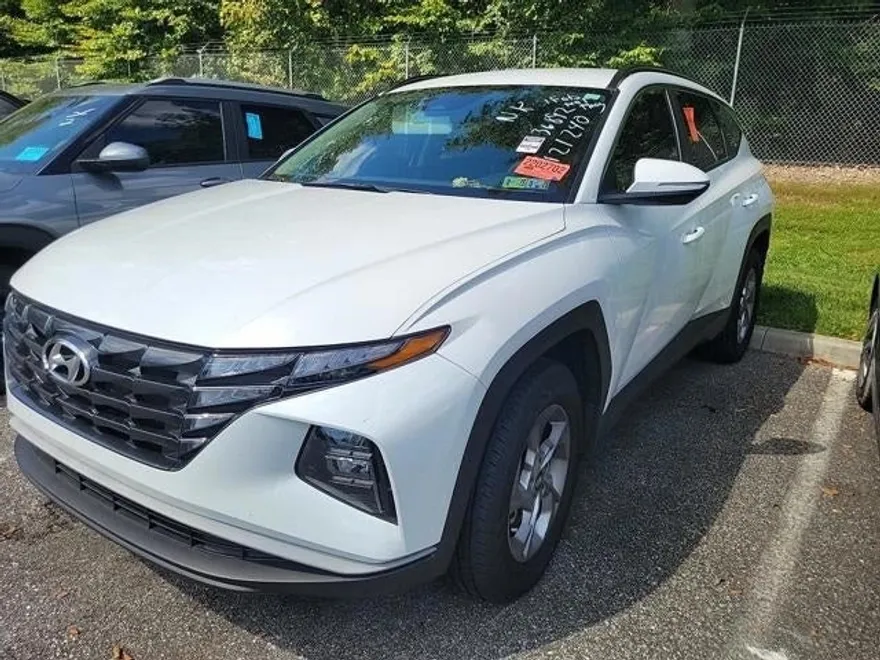 2022 Hyundai Tucson SEL photo 1