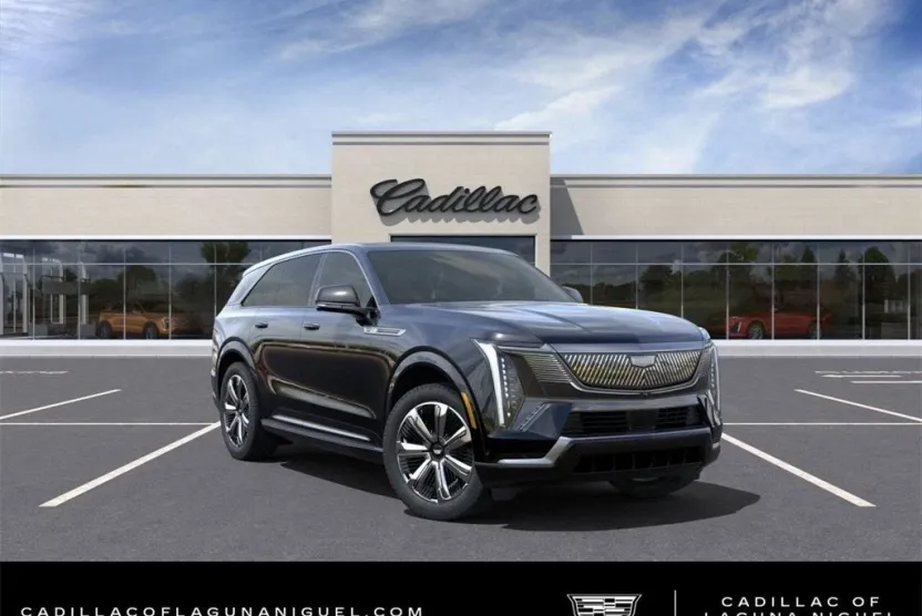2025 Cadillac Escalade IQ Luxury photo 1