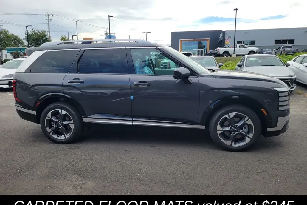 2026 Hyundai Palisade Limited photo 1