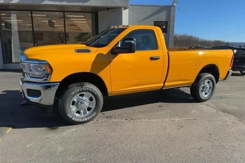 2024 Ram 2500 Tradesman photo 1