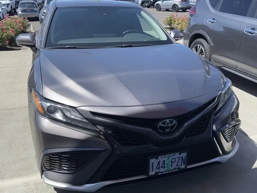2021 Toyota Camry XSE photo 1